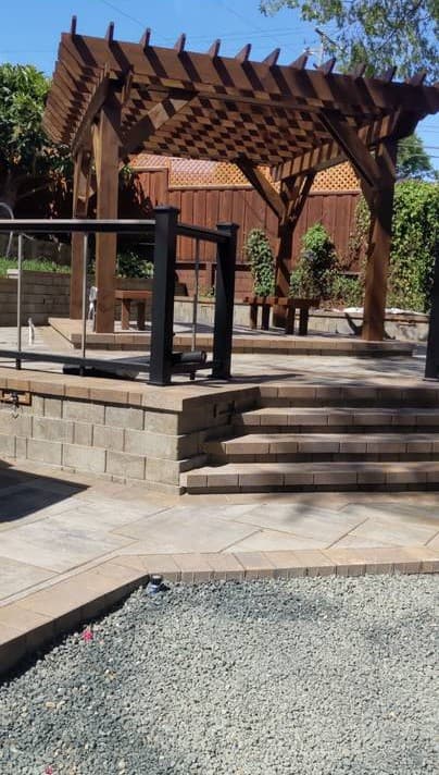 brand new finished pavers backyard project